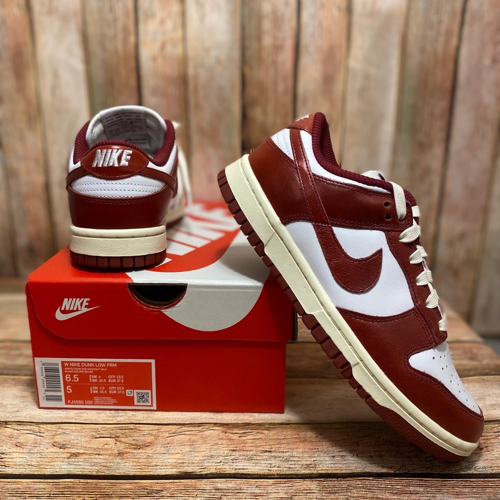 Nike Dunk Low Women’s 6.5/Youth 5